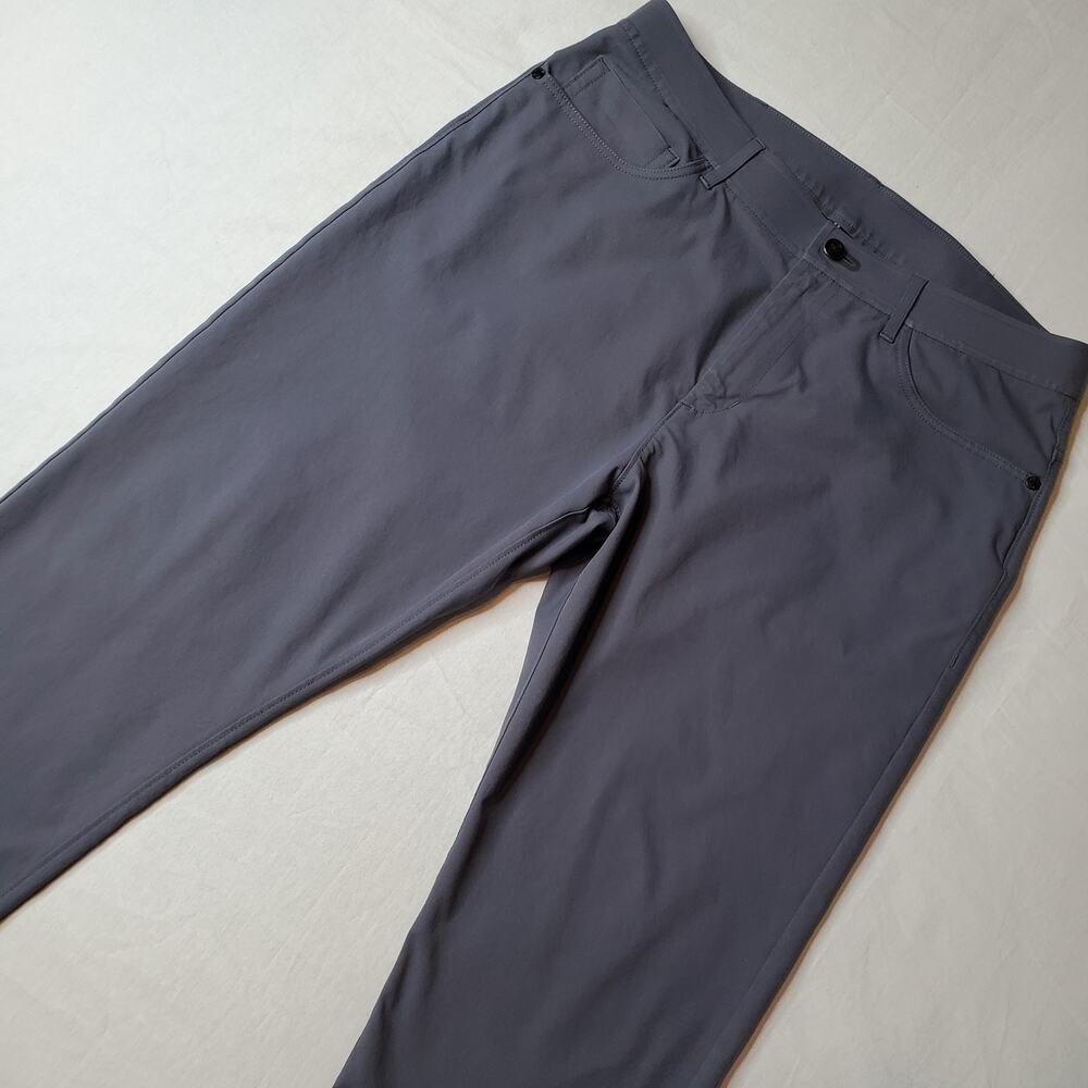 Public Rec Men's Size 33X28 Dealmaker Pants Workday 2.0 Straight Fit Gray